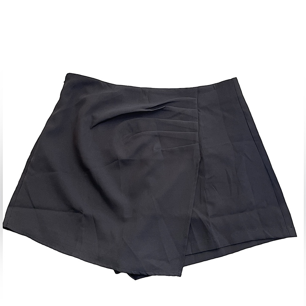 SHEIN Women’s Black Ruched Wrap Skort
